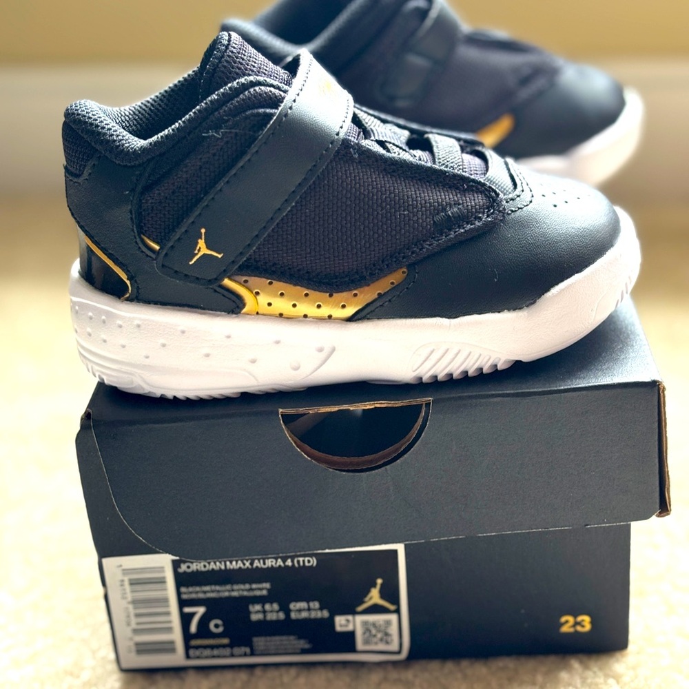 Jordan Max Aura 4 - BRAND NEW -Toddler 7C